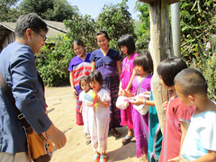 北部山岳地域の子供たち