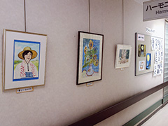 絵画クラブで指導をしている病院内に展示されている作品