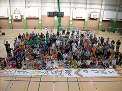 サマースクールと家族の会　参加者全員写真