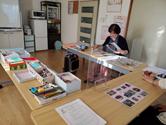 自立支援プログラム燦アートセラピー　DV被害女性の自立支援プログラム燦の講座の1講座、コラージュ療法を取り入れたアートセラピーです。