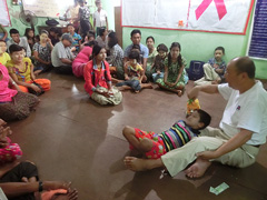2016年ヤンゴン　ダラー地区　ＡＩＤＳ患者への口腔衛生指導
