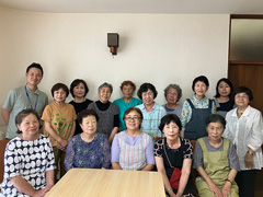 ぼちぼちいこか食堂　集合写真