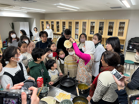 親子ロヒンギャ料理教室＆絵本の読み聞かせ