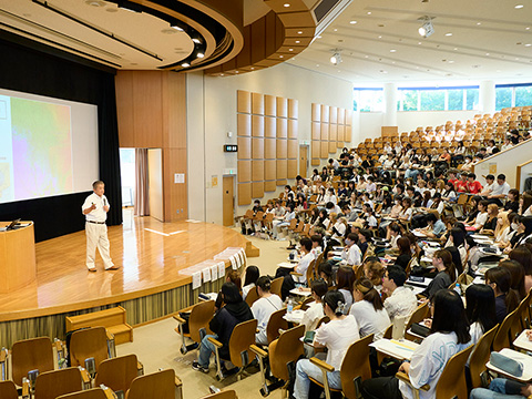 大学講義 愛知淑徳大学