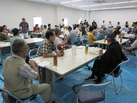 他団体合同相談会の様子