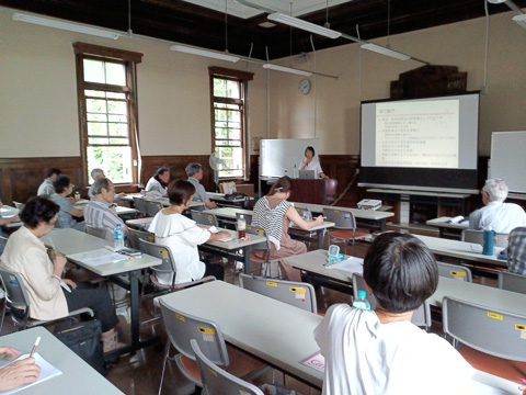 定期総会後の記念講演会