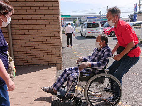 車いす送迎