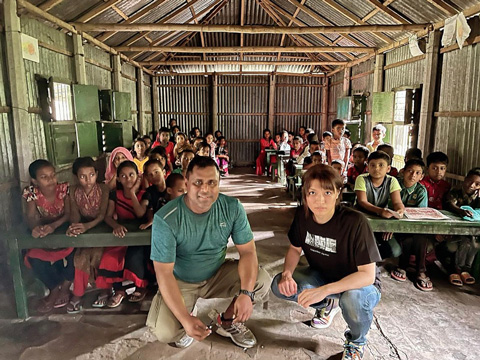 認可外小学校　教室