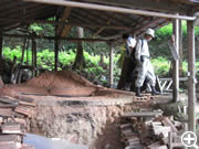 竹炭を作る窯