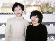 左：高島法子 右：榎本恵子