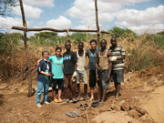 ケニアで井戸掘り