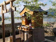 カブトガニ神社