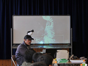 子供たちにカンムリウミスズメのことを知ってもらうイベント（2011年2月　福島）