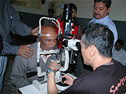 ゴール眼科病院での眼科医療指導と医療活動の様子 1