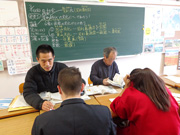 外国籍生徒へ日本語支援の授業
